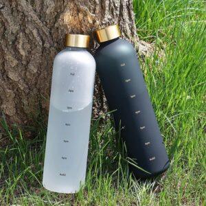 1 Bouteille Élégante avec Couvercle Anti-Fuite – Accessoire Pratique et Moderne - Noir