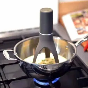 Mélangeur Automatique de Sauce – Remuez Sans Effort