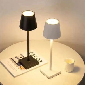 Lampe de Table LED Tactile – Rechargeable – Design Moderne