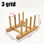 support bambou Maroc,égouttoir assiettes bambou,porte-assiettes bois,support vertical cuisine Maroc,organiseur vaisselle,organiseur bambou The Good Place,égouttoir naturel Maroc.